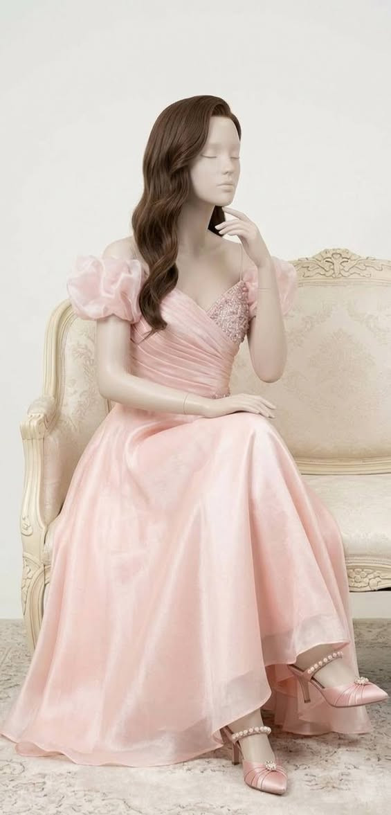 فستان سهره 
اللون Baby Pink 🎀
مثل ما معروض بالصوره بالضبط 
السعر 40,000 
توصيل داخل بغداد فقط
#فستان_سهره


**إذا كنت صاحب هذا الإعلان وتريد حذفه لأي سبب، رجاءا أرسل رسالة إلى الدعم الفني**