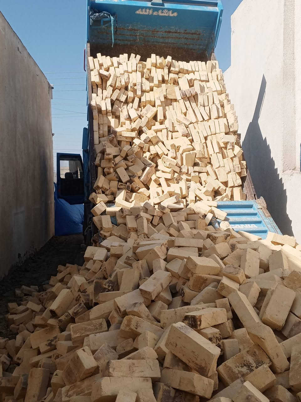 سلام عليكم ورحمه الله وبركاته طابوك الإصلاح طابوكه نظيفه شرط غالب ولون وركن وقوه وعدد سعر حسب المكان يوجد بلوك كهربائي درجه اولى شرط غالب والقوه يوجد كسر تربيع نضيف  تواصل خاص واساب نتصال ‏‪.     ***********.  ‏ ###‪***********‬‏‬‏ إنه خادم سعر جوه سوك
