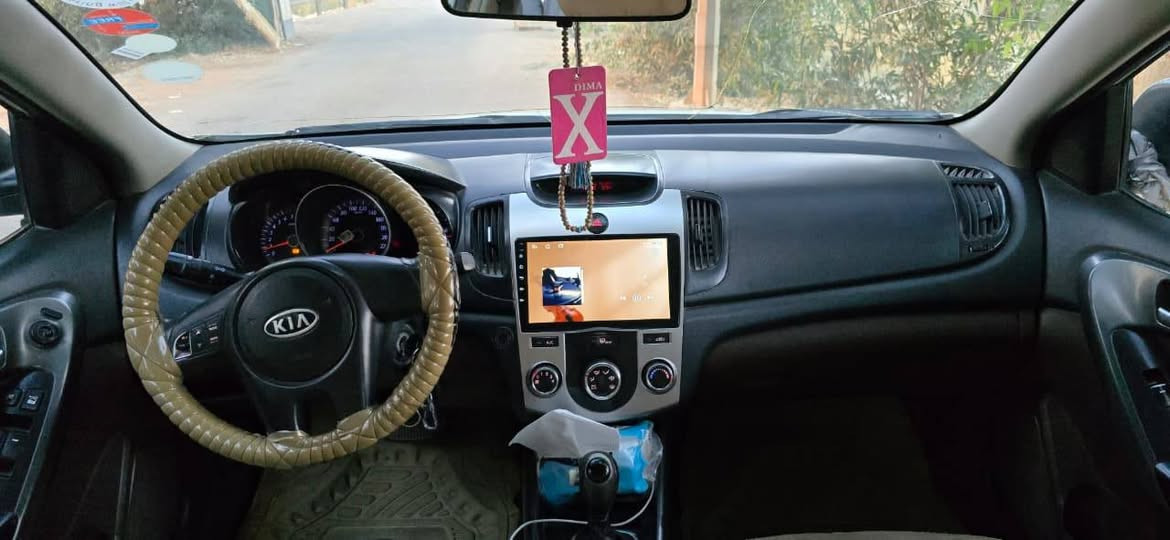 للبيع كيه سيراتو 2011 رقم اربيل
السياره جاهزه ماتصرف عليه ربع مال جناي

1_صدر امامي خلفي جديد+تخم تاير جديد

2_فتحت سقف+تحكم ستيرن

3_السياره فول ماعدا البصمه

4_السعر(87)وبيه مجال 
مكان السياره جسر ام عباسيات قرب صيطرت معمل الببسي 
مكلف بنشر للاستفسار الاتصال على الرقم (***********)
