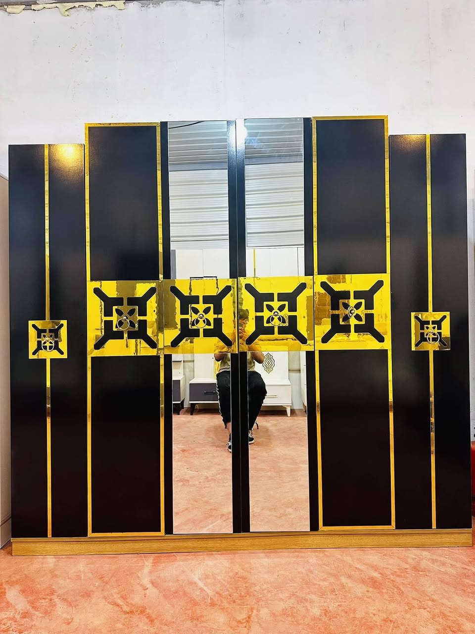 💗 غرفة تركي مستخدم
🛏️ 6 قطع كاملة
💯 نظافة 95%
🚪 نظام أبواب مرتب

🪛 شد مجاني
🚚 نقل مجاني
💎 ***********
