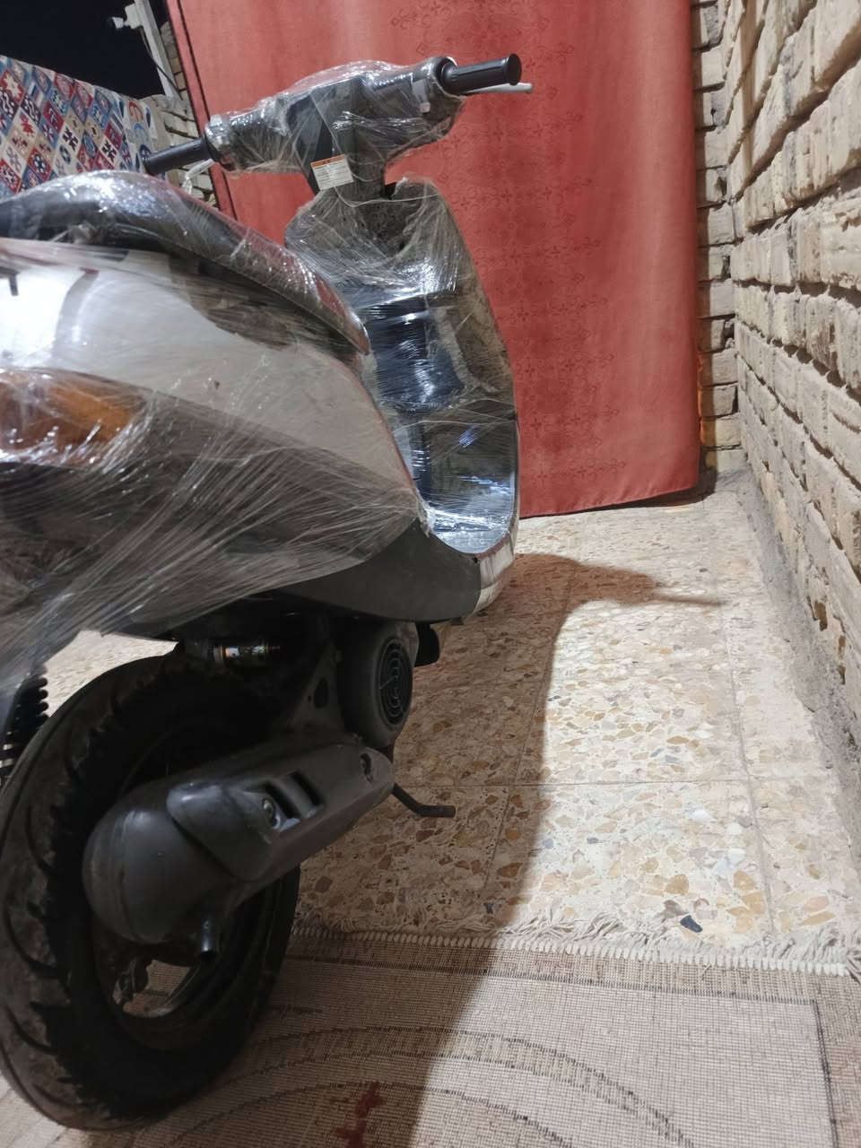 دراجة يوماهي بطة اللبيع اوراق صارلهة شهرين من طالعة من رنبة جديدة سعر650 او مراوس بستوتة رقمي ***********
