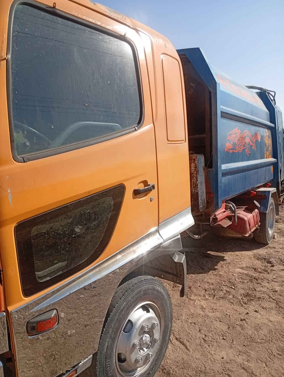 سلام عليكم كابسه انكر  لبيع
محرك 80 
كير 
كسن حداديه
كبس كهربائي
‏‪0782 344 6257‬‏
