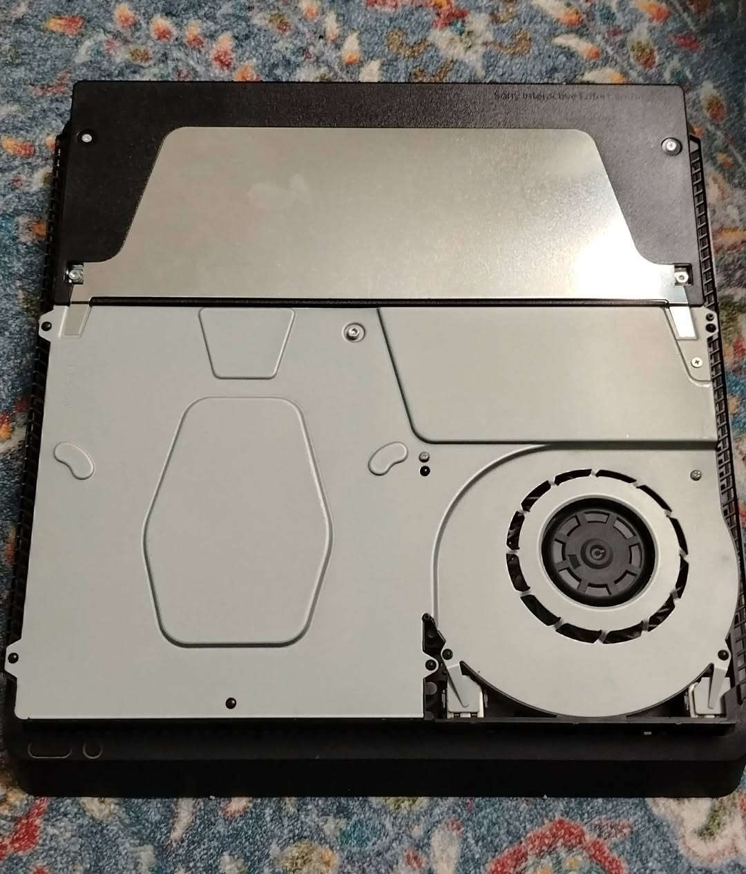 للبيع بلي 4نظيف كلشي مابية وياة جوستكين سعرة210بدون الاقراص معة الاقراص 270الرقم: ***********
