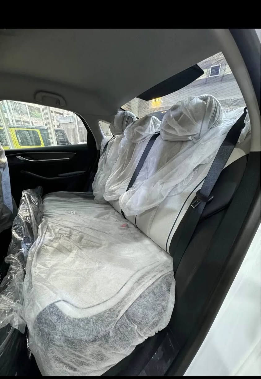 السلام عليكم البيع بي واي دي دستروير زيرو موديل ٢٥ صفر بس مال ترقيم مرقم وبسمي رقم بغداد سياره زلغ مابيهه فوول موصفات سياره بصمه كير ماوس ويل كب شاشه ايباد تشغيل عن بعد جلد فوووول مكاني بغداد رقمي ***********
