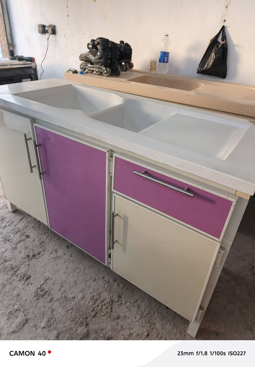 كلمن سعره  حي الرئاسة  ***********
