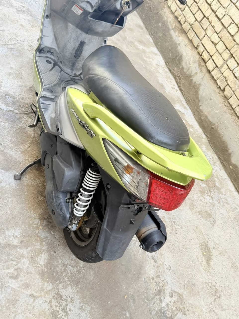 سكنس فحل لبيع مكفوله كفاله عامه اي برغي مابيها نقص او مفتوح بس جاملخ بيكها كسر الي كدام وبس مكاني بغداد الكريعات السعر او الاستفسار الا تصال عله رقم ***********
