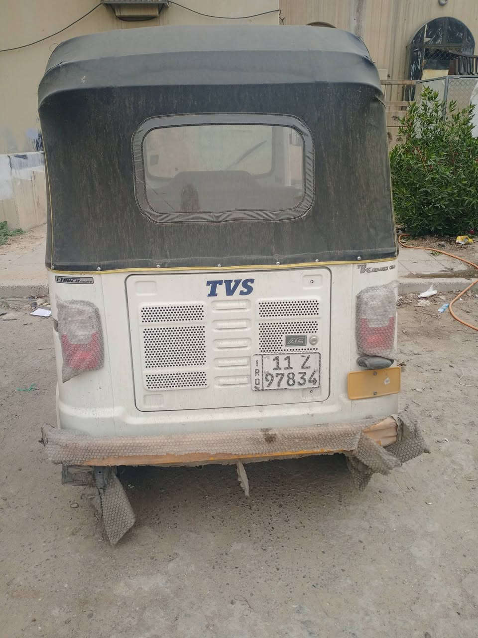 السلام وعليكم تكتك موديل 22 للبيع زيرو رقم بغداد قبل ٣اشهر نزلتها من الشركه السعر ٩٥٠٠ مكاني شارع حيفا ***********
