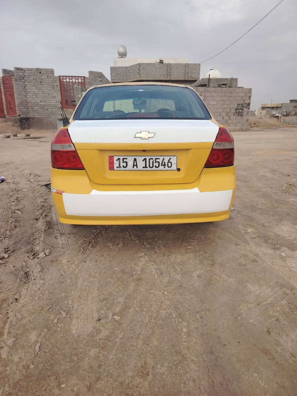 السلام عليكم
افيو 2009 خليجي محرك 1600 مسكر كير عادي سياره سنويه جديده رقم جديد مصفره هيئه مصبوغه عام السيارة 
تخم تاير وويل كب جدد شادهن صدر جديد سياره مالت جناي 
السعر 43 وبيها مجال السيارة عليها غرامه 100 الف تنزل من سعرها 
للاستفسار ***********
