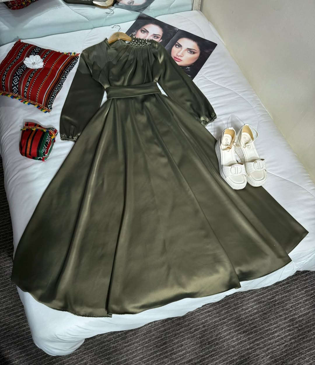 فستان ملكي❤‍🩹
🎀🎀🎀🎀
خامة ستن زارة تركي 
38-40-42-44-46
🎀🎀🍒🍒🍒🍒
بشت مع بينصل❤‍🩹
🎀🎀🎀🎀🎀🎀
خامة هوريم دابل تركي
40-42-44-46-48-50
🍒🍒🍒🍒🍒🍒🍒
توصيل جميع محافظات العراق


**إذا كنت صاحب هذا الإعلان وتريد حذفه لأي سبب، رجاءا أرسل رسالة إلى الدعم الفني**