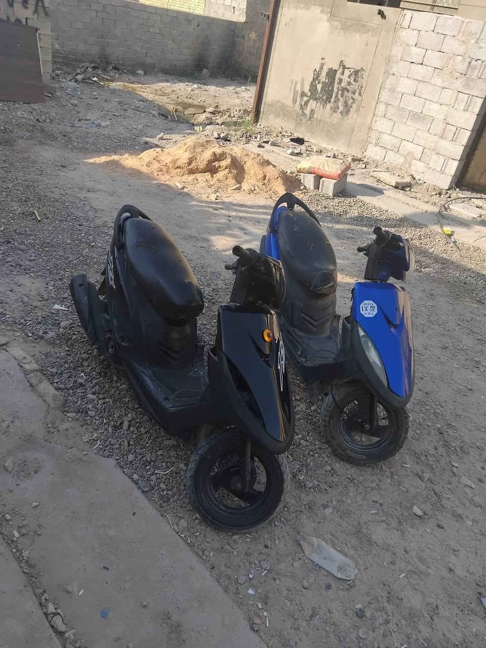 اسلام عليكم ماكسات للبيع زركه شغاله هندر وسوده كذالك هندر ولبيضه تحتاج تجفيت اخوان يحبن تعمير لحد يكلي كذا وكذا شلع على وضعهن 800 قفل 🔐 بدون عملة مفرد كذالك ابيع عنوان بغداد زعفرانيه رقمي ***********
