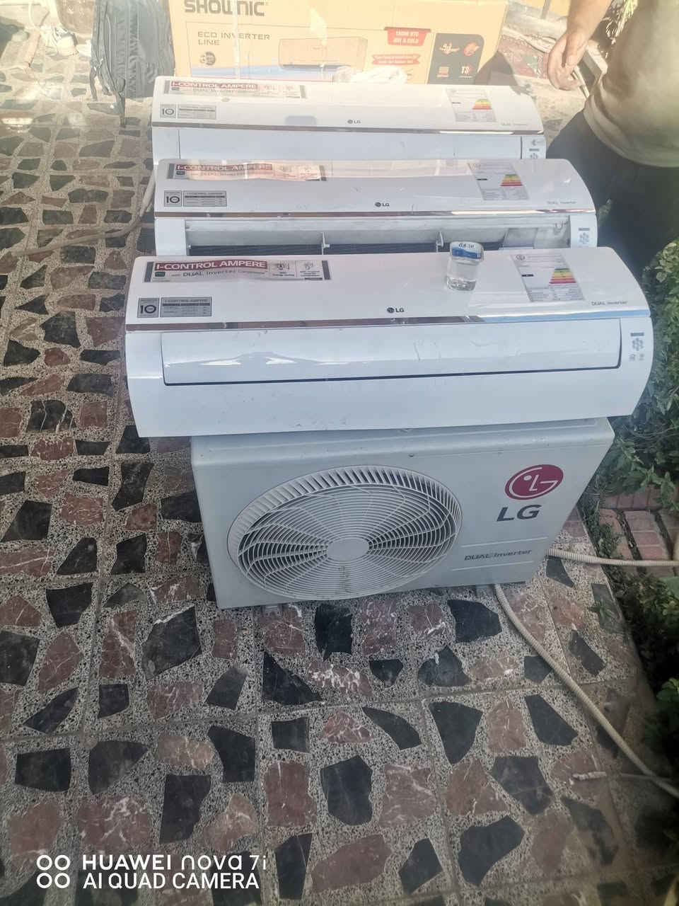 يتوفر سبلت انفيرتر واحد طن هايسنز نضيف جدا مستخدم سنه

يتوفر قطع خارجيه ايلجي انفيرتر نضيفه جدا  تواصل
وتساب
***********
