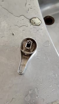 أحد الاعطال الشائعه في منضومة الارو وطريقة الحل يتوفر كادر صيانة مميز ...