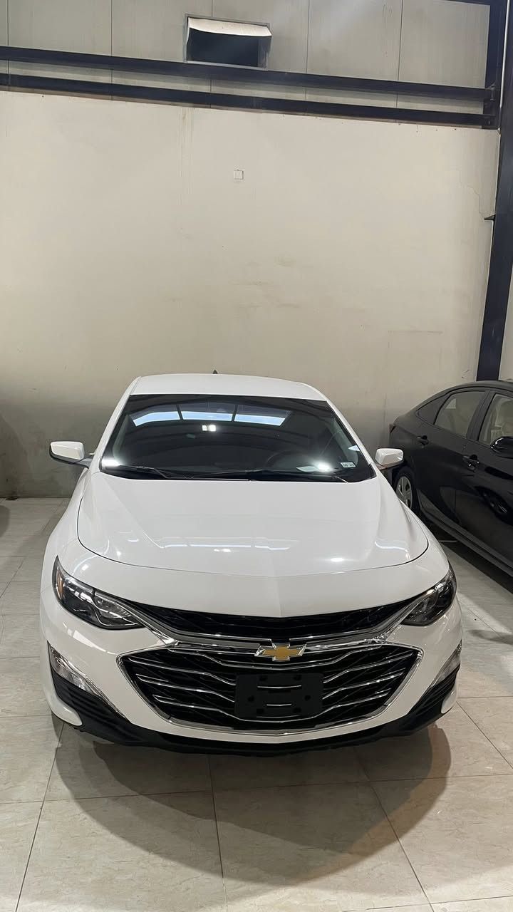 ماليبو. وارد امريكي  موديل( ٢٣/٢٤) حادث خفيف ممرقم. كاتي شمالي تترقم جميع محافضات اقليم 
مواصفات (LT/LS) 
حادث. كل واحد قطعة. باب بلاد  جاملغ بلاد 
محرك ٤ سلندر ١،٥ توربو 
سعر خاص 
مراوس بسيارات شمالي  
***********
مكان سيارة  كلار قريب علة خانقين
