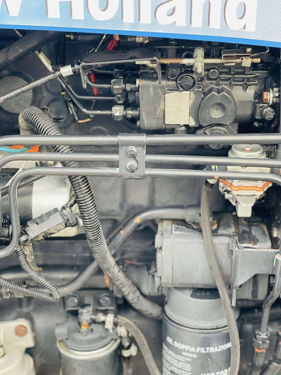 السلام عليكم مكينه نيهولند حجم 80موديل 2015شرط مكفوله كفاله عامه رقم سليمانيه سنويه 2027 مكينه خير من الله مال جناي مشتغله 7414 الإتصال على رقم ***********
