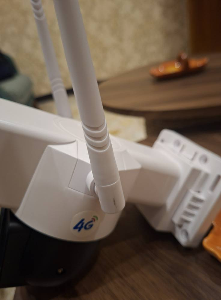 السلام عليكم
عندي كاميرا طاقة شمسية لوك جديدة تعمل عالشريحة بيه دبل كاميرا الفوق ثابته والاسفل متحركة ٣٦٠ درجة ،  مع الرام الي يحتاجه واتساب ***********  السعر ٥٥ الف قفل
