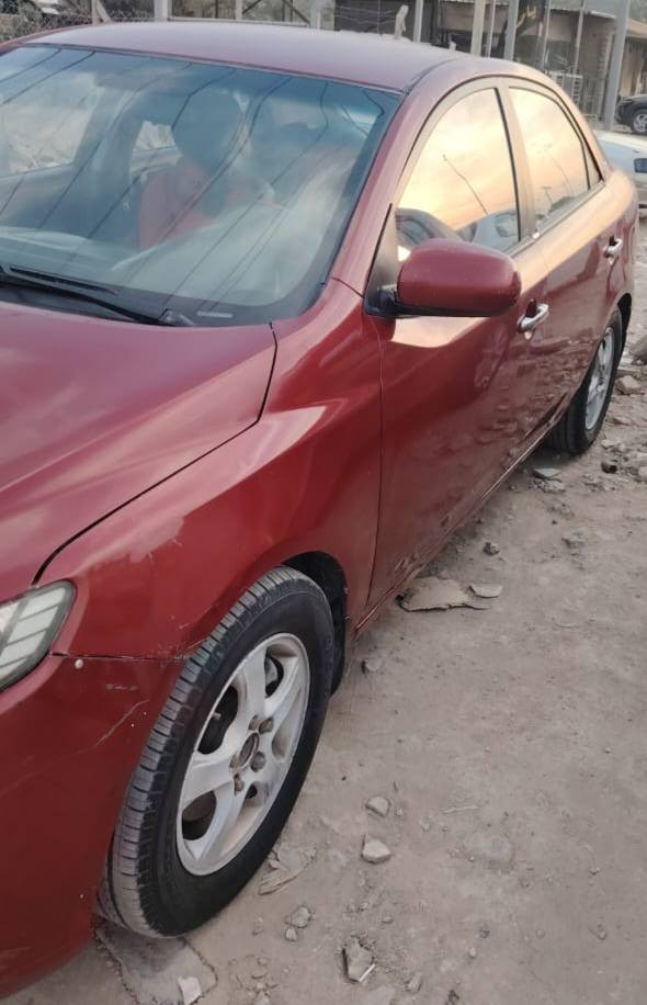 السلام عليكم
كيا سيراتو موديل 12 اربيل
مابيها حادث صبغ فقط البنيد وشبر بالجاملغ الامام  بدون اي حادث
مكينة كير تبريد. نظافة فول
سيارة بيها جرد اثر جادر
علما تم الاستعلام عن الغرامات والاصوليات في مرور اربيل
السيارة تحويل..
السعر 82
مكان السيارة بابل قضاء الهاشمية
*********** وات ساب حلة, بابل
