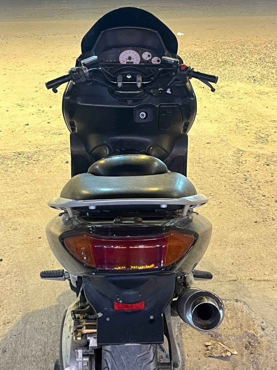 TMAX(2007)
كفاله عامه ماشه 33
سعر 13قفل جماعه ال12 اعبر المنشور 
عنوان بغداد سبع البور
*********** واتساب
