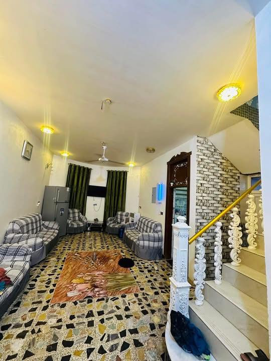 #اعلان
🏠 دار للبيع 🏠

🔶مساحته //200 علئ عرض شارع 40 متر 
🔸تفاصيل البناء 🔸 بناء جديد كونكريت مسلح 
🔶الطابق الاول//  غرفتين+صاله +ستقبال +مطبخ + مجمع صحيات+طارمه كبيره ..
🔸الطابق الثاني/مخزن .
#الموقع // _ .التقيه ثالثه شارع كراج بغداد القديم 
🔶🔶
✅ ✅

🔸🔸🔸🔸🔸🔸🔸🔸🔸
للأستفسار :-الاتصال او مراسله الصفحه
📱الواتساب 
📞الأتصال /***********

🏠(بيع ، شراء ، رهن ، إيجار ، بناء ، ترميم )🏠
