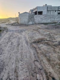 قرب شارع الحولي • ٣٠٠م • أرض للبيع