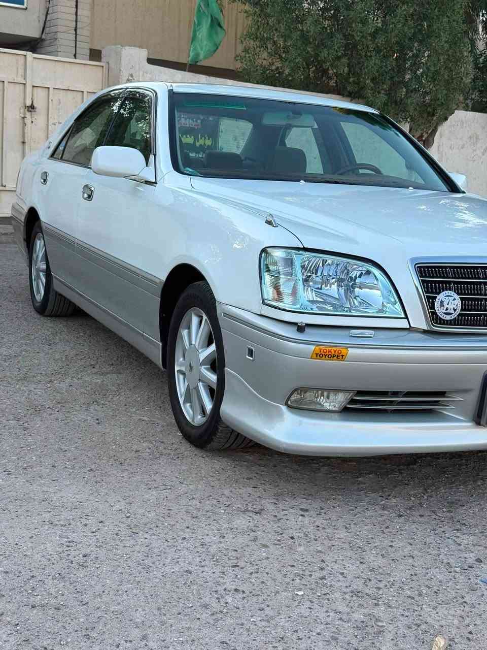 السلام عليكم

ملكه 2003 

كرستال اصل 

رقم سليمانيه باسمي 

4 دكم. فول بطن 

تحويره نجف فوك وجوه 

دشبول نجف 

تبريد خلفي ثلاجه خلفيه

برده خلفيه 

ديفور الجبير شاصي 175 

شاشه اكترونيه

تخم تاير جديد ويل نجمه

صدر امامي خلفي جديد

مكفوله كص وتحويل ونقل جثه 

عارضها 140 وبيها مجال

مكاني بغداد. 

***********
