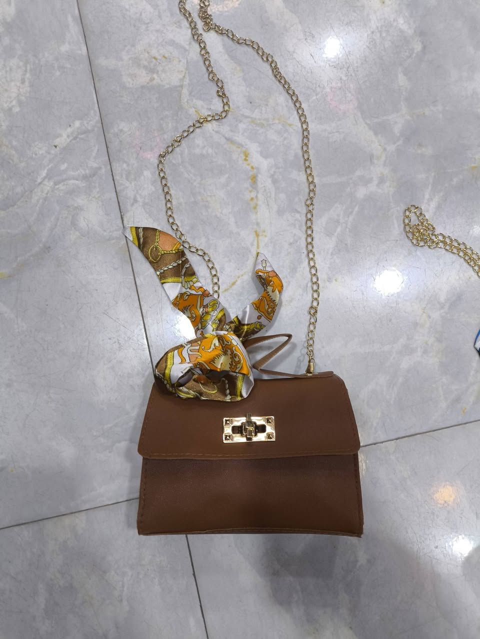 جنط بناتي جلد السعر 3000//العنوان بابل الحمزة الغربي قرب باب الأمام القبلة مقابيل أهل السجاد شارع الأعشاب


**إذا كنت صاحب هذا الإعلان وتريد حذفه لأي سبب، رجاءا أرسل رسالة إلى الدعم الفني**