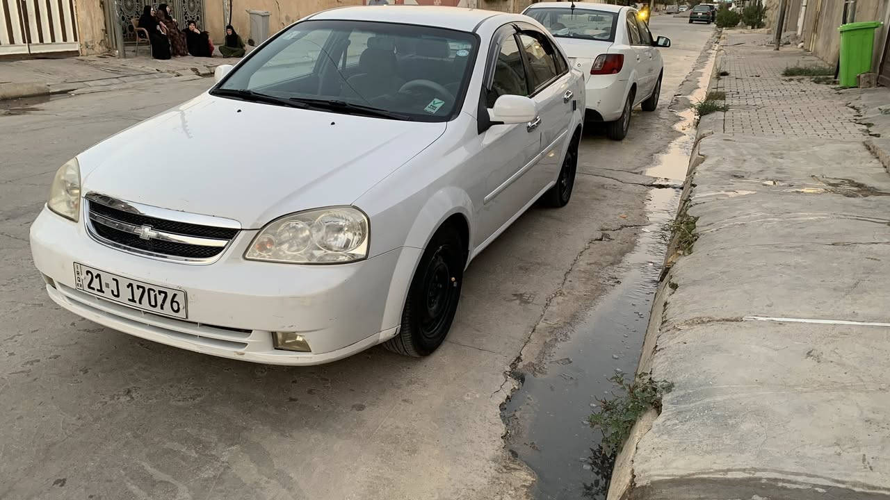 اوبترا 2011 خليجي
كير اوتماتيك 
رقم سليمانية شرط التحويل 
السيارة بدون حادث و ضربة و بدون صبغ بيها شخط بل باب او بارد بسيط
بطاقة بانزين بيها 
تخم تاير جديد 
العنوان كركوك 
السعر 86 او بيها مجال بسيط
***********
