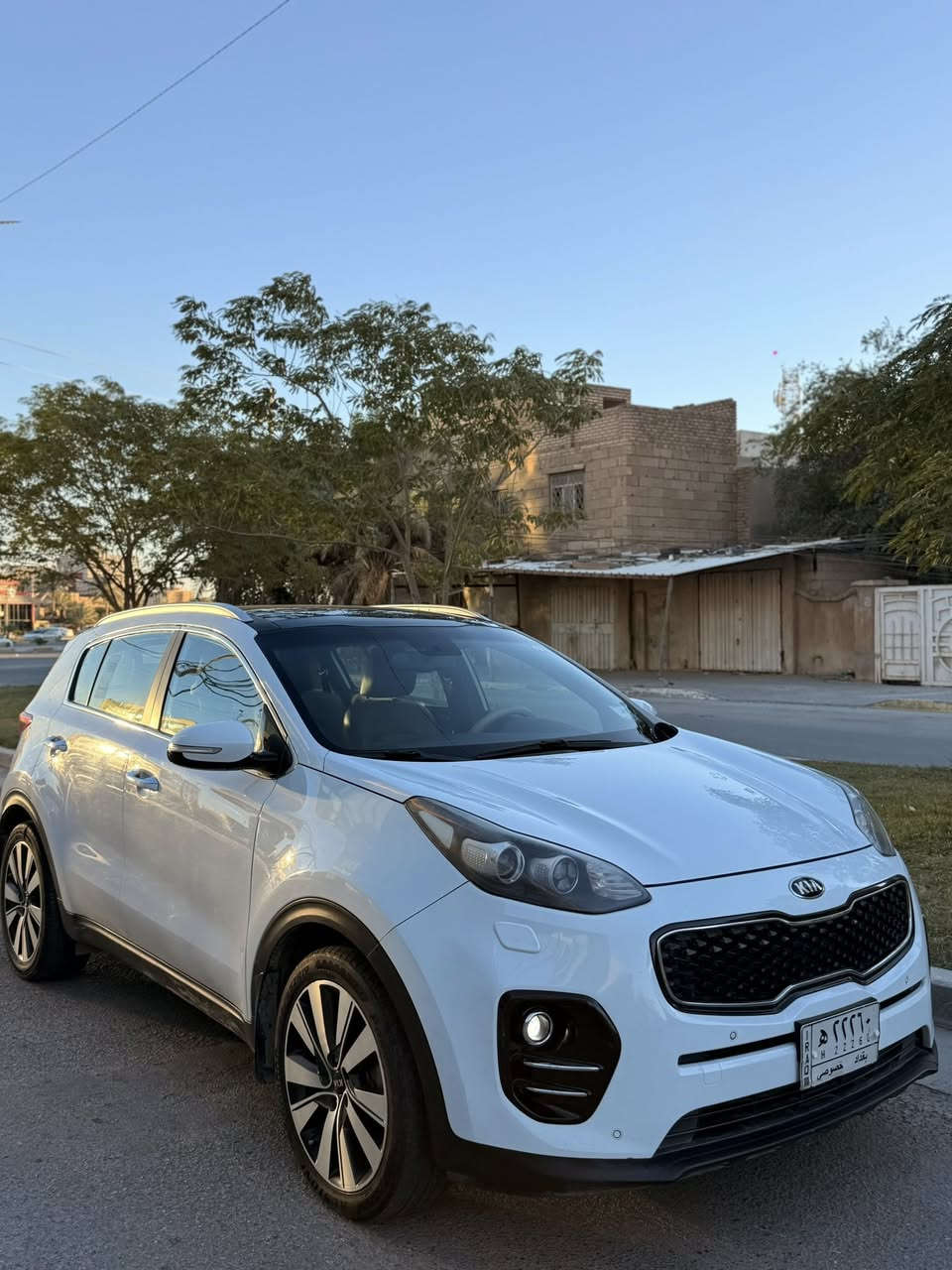 سبورتج ٢٠١٨
فول بدون صبغ 
١٨٥$ وبيها مجال بسيط ***********
