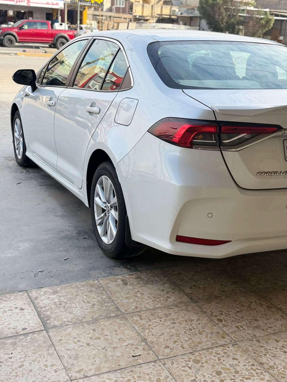 كورلا ياباني اصلي شركه SASساس موديل 2024فول مواصفات بصمه تشغيل وبصمه ابواب  فتحه سقف شاحن وايرليس مري شفط حساس امامي خلفي مع كامره اصلي شركه ماشيه 50الف كيلو متر رقم اربيل الدولي هزه وفحص وسنويه جديد السياره بأسمي شخصيا السياره بيها صبغ دعاميه خلفيه  مكان السياره بغداد الدوره    السعر 180.                 ***********
