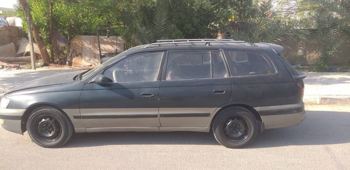 السلام عليكم ورحمة الله وبركاتة كرونه ستيشن  كير حاويه مكينه 1800بيها خيط بخار  حداديه صارلها شهر من  سويتها تبريد شغال  سنويه لل 29    رقم نجف راعيها بالنجف مكفوله من كص ونقل الجثه    تخم تاير    بيع او مراوس حسب القناعة     السعر المطلوب 46 وبيها مجال الشراي يتصل *********** عنواني نجف
