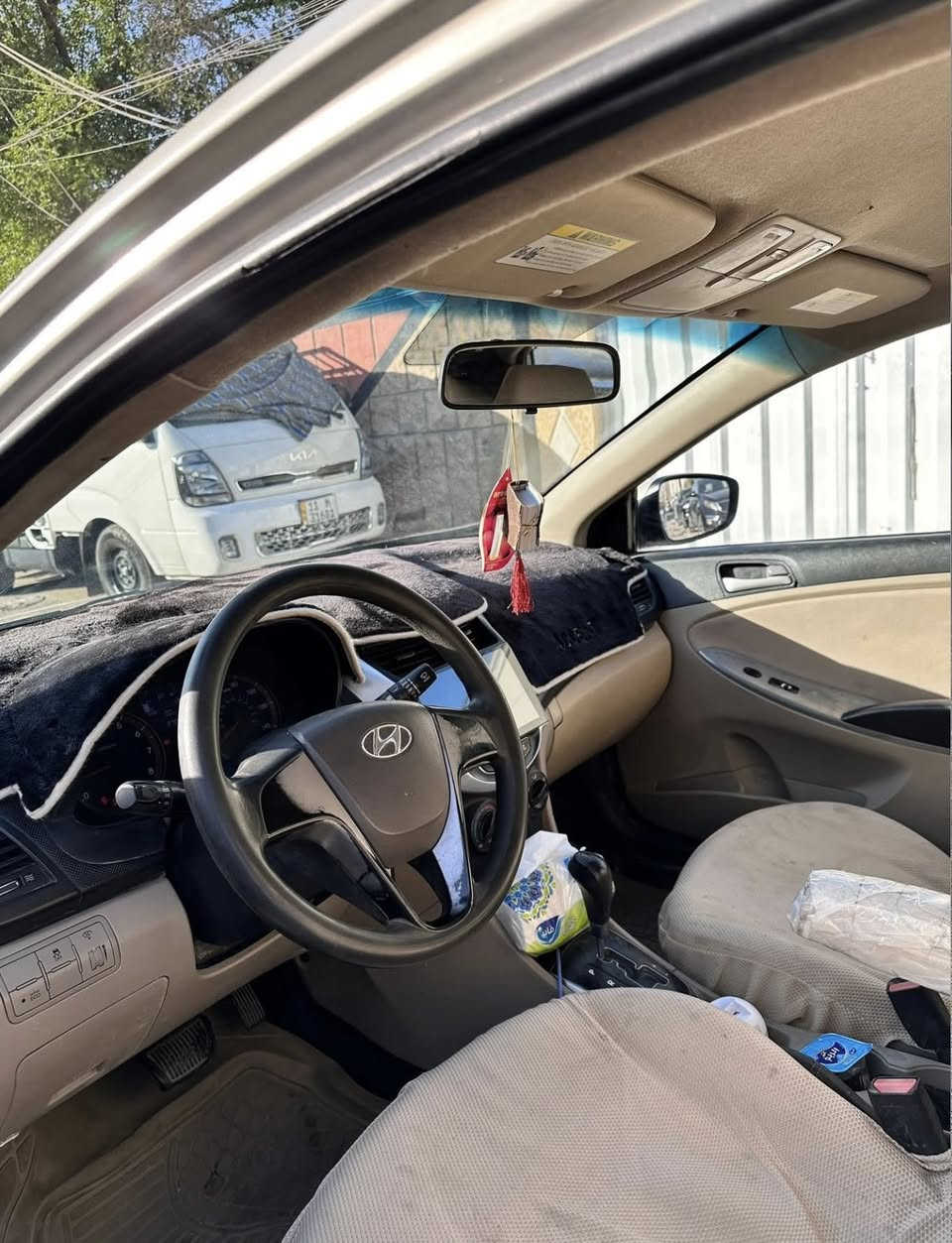 اكسنت 2016 محرك GDi 1600 تبريد ثلج
منظومة ماء جديدة صبغ حزام ضربة جاملغ الايمن وارد امريكي باسمي تحويل مباشر سنوية 26 السعر 85 وبيها مجال استفسار اتصال :***********
