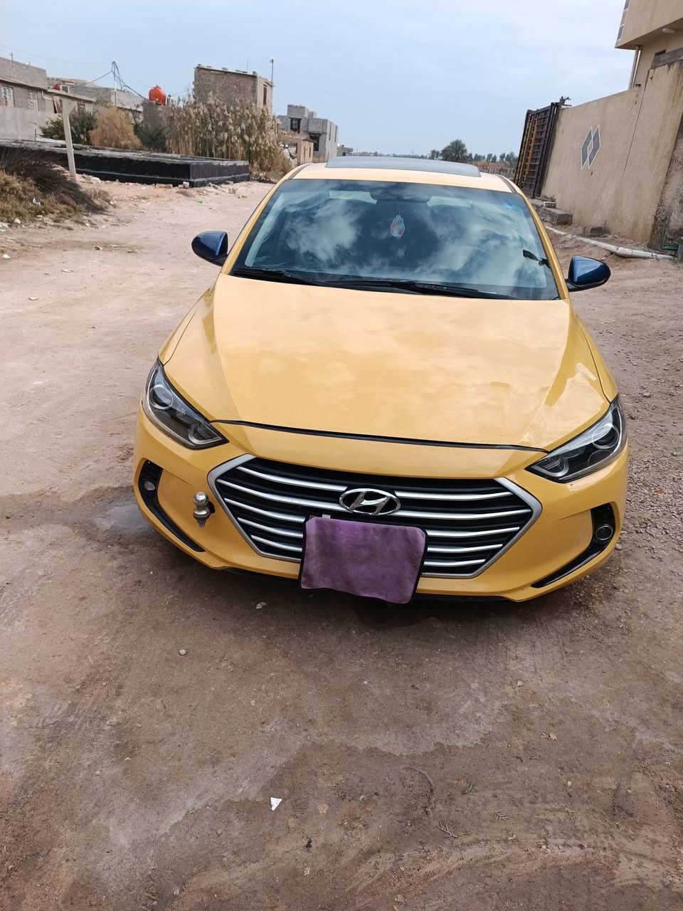 سلام عليكم النترا وارد امريكي فول مواصفات رقم بغداد بسمي محرك 2000دوش حادث بنيد مبدل بدون دواخل سعر ١٢٥ رقم الهاتف ***********
