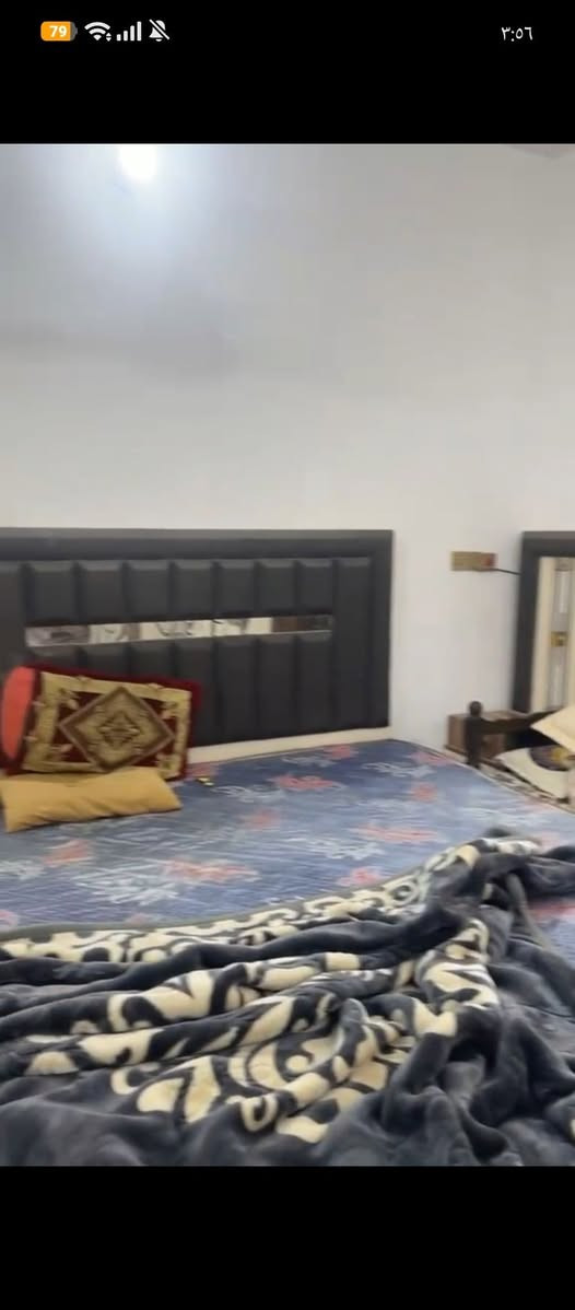 مساء الخير عندي غرفه نوم تركي للبيع سعره 600 الف الاستفسار الاتصال على هذا الرقم ***********
