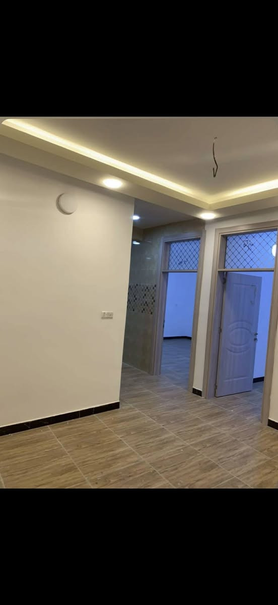 السلام عليكم 
شقة للبيع مساحة ١٠٠ متر غرفتين وصالة ومطبخ معزول وخدمات 
العنوان الاعظمية شارع عريض مقابل الخط السريع 
بسعر مناسب للاستفسار الاتصال ع الرقم *********** متوفر تصوير للشقه وصور
