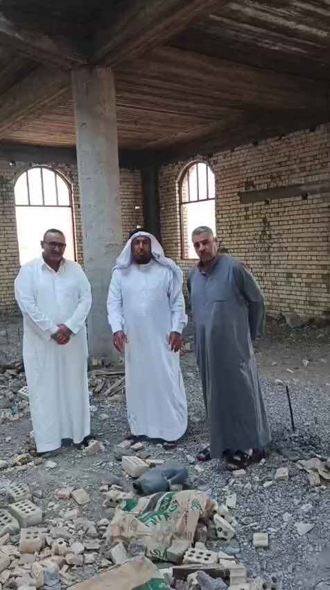 قال الله تعالى في محكم اياته
بسم الله الرحمن الرحيم 
( إِنَّمَا يَعْمُرُ مَسَاجِدَ اللَّهِ مَنْ آمَنَ بِاللَّهِ وَالْيَوْمِ الْآخِرِ وَأَقَامَ الصَّلَاةَ وَآتَى الزَّكَاةَ وَلَمْ يَخْشَ إِلَّا اللَّهَ ۖ فَعَسَىٰ أُولَٰئِكَ أَن يَكُونُوا مِنَ الْمُهْتَدِينَ..) الاية سورة التوبة
وقال نبينا محمد صلى الله عليه واله وصحبه وسلم 
إن مما يلحق المؤمن من عمله وحسناته بعد موته علما علمه ونشره، وولدا صالحا تركه، ومصحفا ورثه، أو مسجدا بناه، أو بيتا لابن السبيل بناه، أو نهرا أجراه، أو صدقة أخرجها من ماله في صحته وحياته يلحقه من بعد موته. رواه ابن ماجه
ويقول: "من بنى مسجداً لله (يبتغي به وجه الله) بنى الله له بيتاً في الجنة" [رواه البخاري ومسلم]. وفي رواية أخرى: "من بنى مسجداً كمفحص قطاة أو أصغر، بنى الله له بيتاً في الجنة" [صحيح ابن ماجه🕌🕌🕌
من اراد المساهمة في اكمال بناء الجامع الكائن منطقة جسر ديالى /العريفية من جهة الشارع العام جرف النداف الاتصال على الرقم ‏‪***********‬‏ ولكم الاجر والثواب
