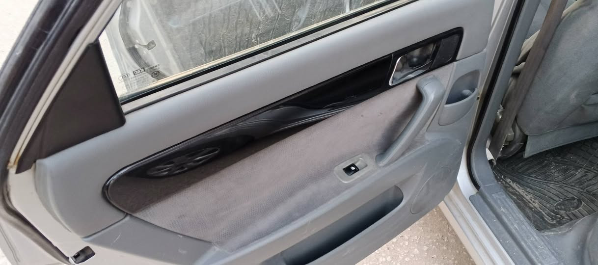 للبيع اوبترا موديل 2007 رقم جديد السياره جاهزه كير محرك حداديه تخم تاير تبريد نضيفه السيارة بالعافيه ع الياخذها بسمنه السيارة شرط التحويل مكاني كربلاء السعر 67 بيها مجال ***********
