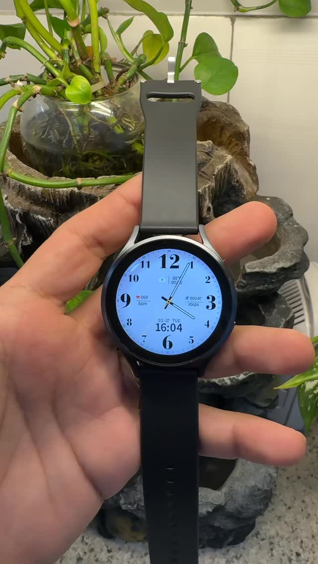 #ساعات #ساعة #watch #smartwatch #ساعة_ذكية


**إذا كنت صاحب هذا الإعلان وتريد حذفه لأي سبب، رجاءا أرسل رسالة إلى الدعم الفني**