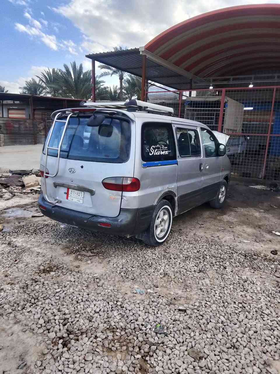 سلام عليكم ستاركس 8راكب رقم بغداد موديل 2002 بلاديه كير محرك اكسل كيكانيك كهربا بم  نوزل خير من الله عنوان دياله بعقوبه قرب تقاطع القدس بيع او مراوس حسب الرغبه ***********
