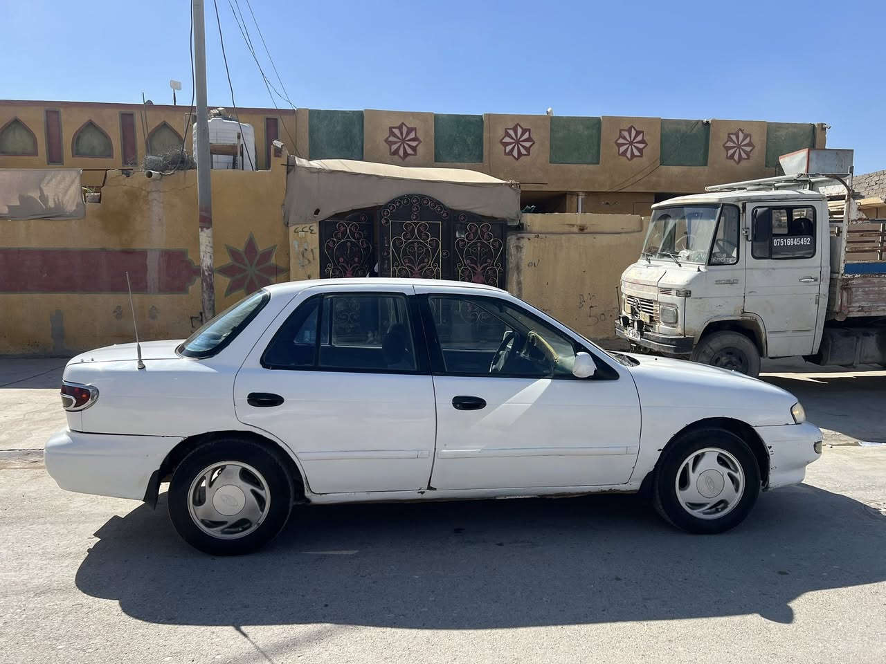 كيا سيفيا موديل 95 رقم إنكليزي بأسمي تخم تاير محرك بدون تنقيص ولا بخار كير جيد جداً كهربائيات كامله شاشه كامره خلفيه تبريد شغال مصبوغه عام 
السعر 33$
العنوان ديالى خان بني سعد 
الجوال  ***********
