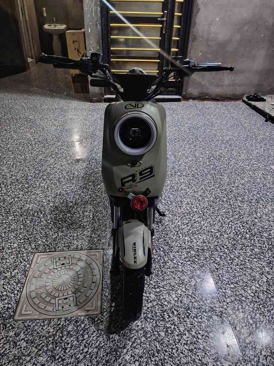 درجه R9 مديل 2023
 عطلع بس بطاريات
المكان ابو الخصيب حمدان
الرقم ***********
السعر 150
