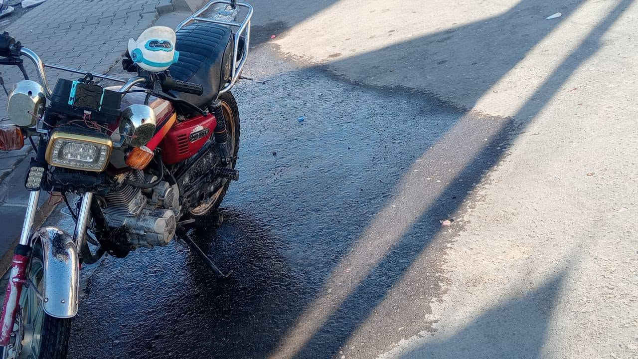 سلام عليكم متاح دراجه موديل 21خمسه كير سلف شغال كهربائيات امبي ثري  ماطور كامل مابي اي نقص محرك صافي السعر 350وبي مجال مكاني بيجي اتصال ***********
