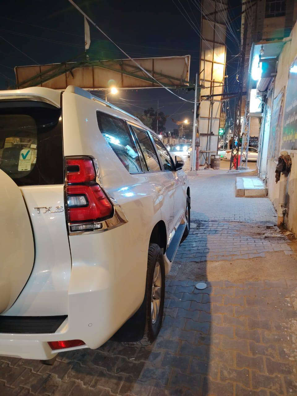 سلام عليكم
سيارة برادو موديل ٢٠٢٠  TXL ماشيه ٦٧ الاف شركه ساس كير محرك كفاله تخم تاير جديد امبدل فقط صندوق مراوس يوكن او تاهو
***********
