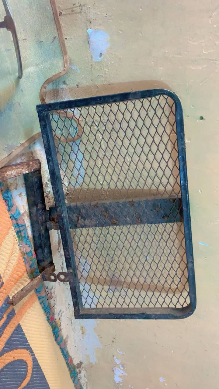قراض للبيع سيبايه لوي اصلي مال شركه هورنات طير اصلي فاقون نسر اصلي فافون  السعر 60 بيهن مجال ***********
