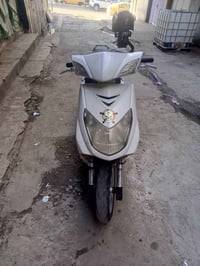 شباب دراجه تكنس محل للبيع ياباني دراجه نازل سلف كهربائيات كلها شغاله ب...