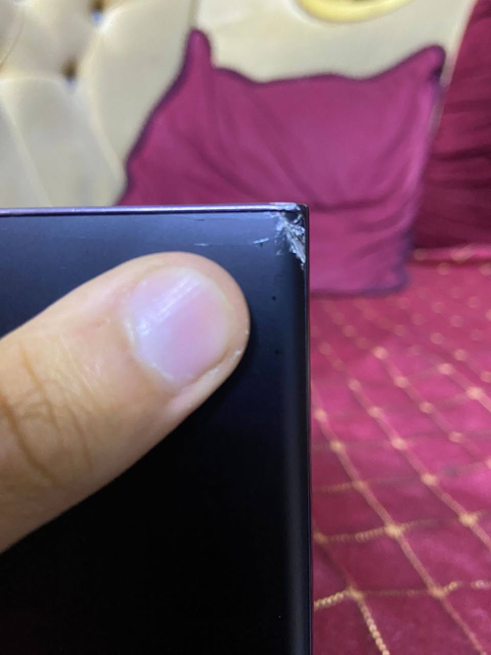 السلام عليكم 
جهاز اس ٢٢ الترا امريكي ذاكرة 128 جهاز نظيف نظافة 90% بي فقط فطر صغير بالضهر بحجم الاصبح الباقي كله نظيف لا مبدل ولا مصلح شاشه نظيفه شحن سريع كامرات نظيفة كلشي شغال ونظيف الجهاز بدون ملحقات فقط الجهاز سعره 420 وبي مجال بسيط مكاني بغداد المشتل رقم هاتف 
***********
