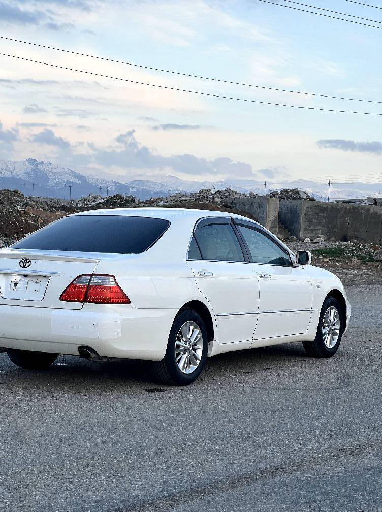 سەرەتا بەناوی خوای گەورە
 شاهینەی ڕۆیاڵی ساج مەلەکی 
٢٠٠٧ ی بەسمە ڕەساسی 
١٨٠ ی گێڕ گەورە 
سێ دووگمەی پەردە 
سەیارەکی زۆ جوان و ڕێکە حاسەو ڕادار و هەمو شتێکی ئیش دەکا و بێ کێشەیە چوار تایەی لۆک لۆکی لەسەرە مەسرەف کراوە بەس برێکی نەبەستراوە . 
بەشەرتی فیتەر دەی فرۆشم 
سیعری ٥١ گەڵاو معامەلە
شوێن ..قەڵادزێ
ژم٫ ***********
ا....***********
وەتسئەپ و ڤیبەری لەسەرە . بشدار, السليمانية
