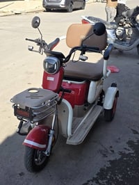 جديدة جدا مكانها شعب شارع الصحة للاستفسار 07703182518 بغداد, العراق