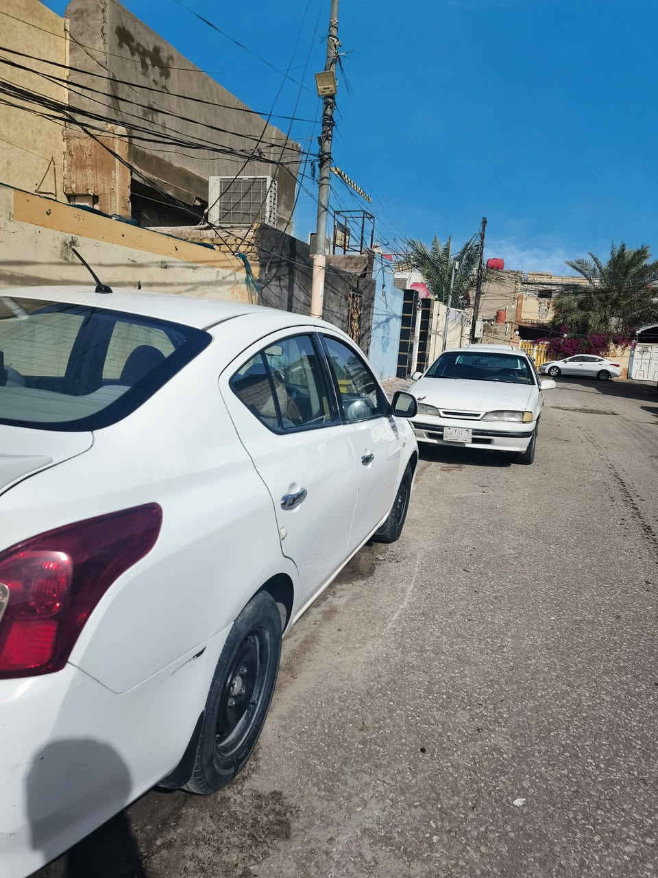 السلام عليكم 
صني 2020 هندي ابو البليته الزركه رقم اربيل دولي باسم واحد بل نجف يعني مو كردي تبريد ثلج معروف تبريد الصني كير محرك كفالة بيهة باب تبديل وطخه خفيفة  بل جنطة للبيع او للمراوس راس براس او ينطيني فرق ماكو مشكله السعر 102  وبيه مجال للناس الطيبة للتواصل *********** بي واتساب / او مراسلة خاص
