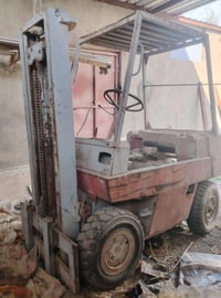 رافعه  كامله مابيه اي عيب  للبيع 07725772049