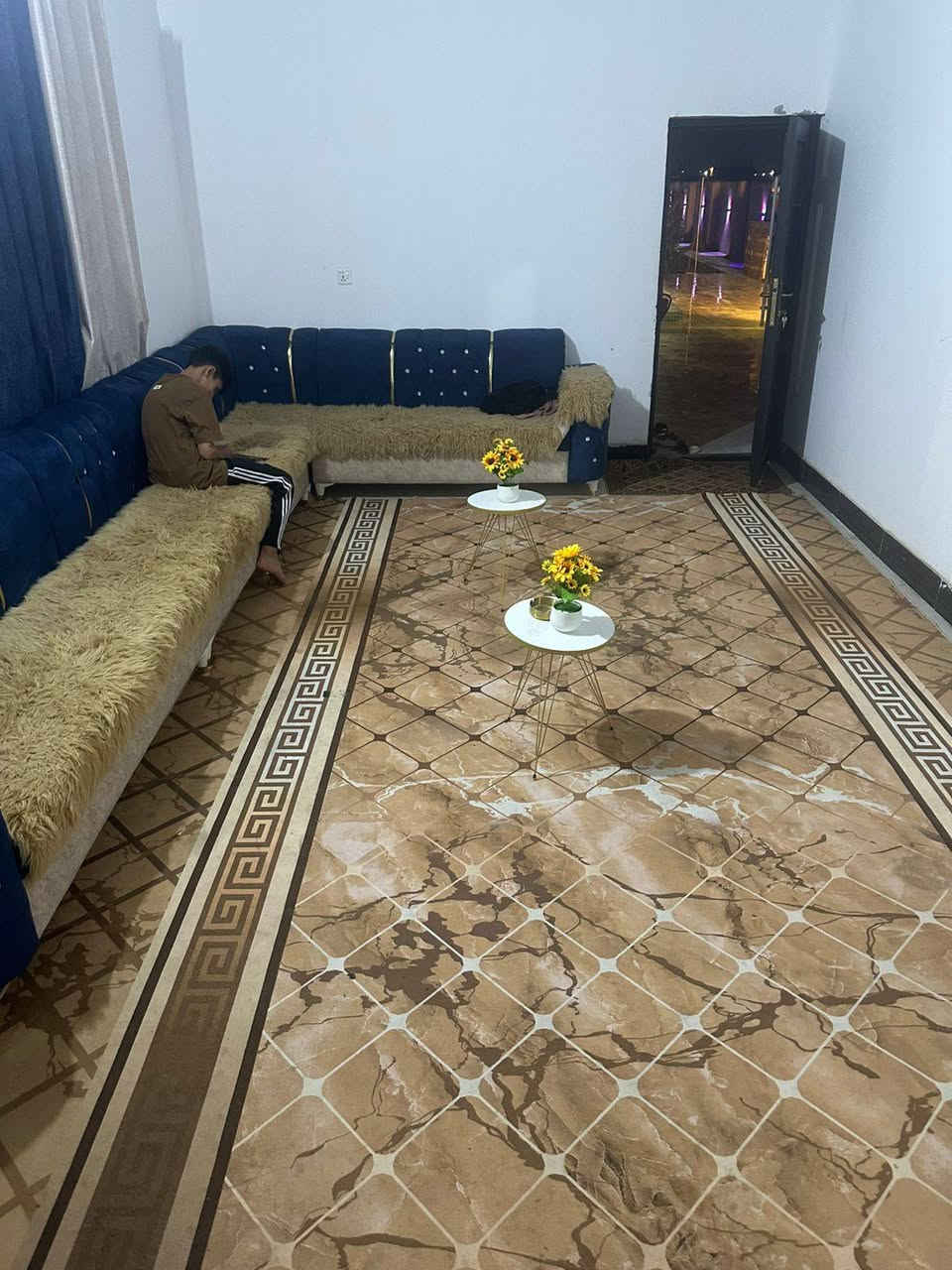 مزرعة للايجار العنوان ناصرية 

 للحجز  الترفيهي اقل حجز يكون 6 ساعات فما فوق

للحجز المباشر التواصل مع صاحب المزرعه

 ***********

او واتساب

***********
