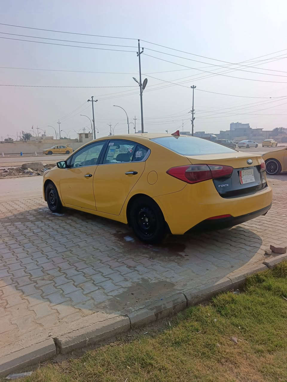 السلام عليكم فورتي 14 مواصفات فول فتحه تحكم ستيرن انضمه قياده قطعتين تبريد شاشه كشنات جلد تدفه داخل اسود صاج مري شفط  نضام ايكو  مانع انزلاق  صبغه واحد ماشيه 13000 السياره ليبل واحد  حادث جاملغ خلفي لا عابر ولا كص موضح بل منشور مكينه 2000 جداي  كير مكفول  رقم بغداد سنويه نكليزي   مكاني واسط كوت  ‏‪***********‬‏
